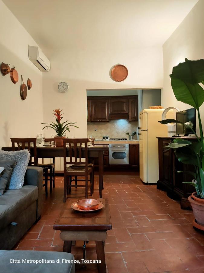 Apartamento Overlooking's Duomo In Mercato Centrale Florença