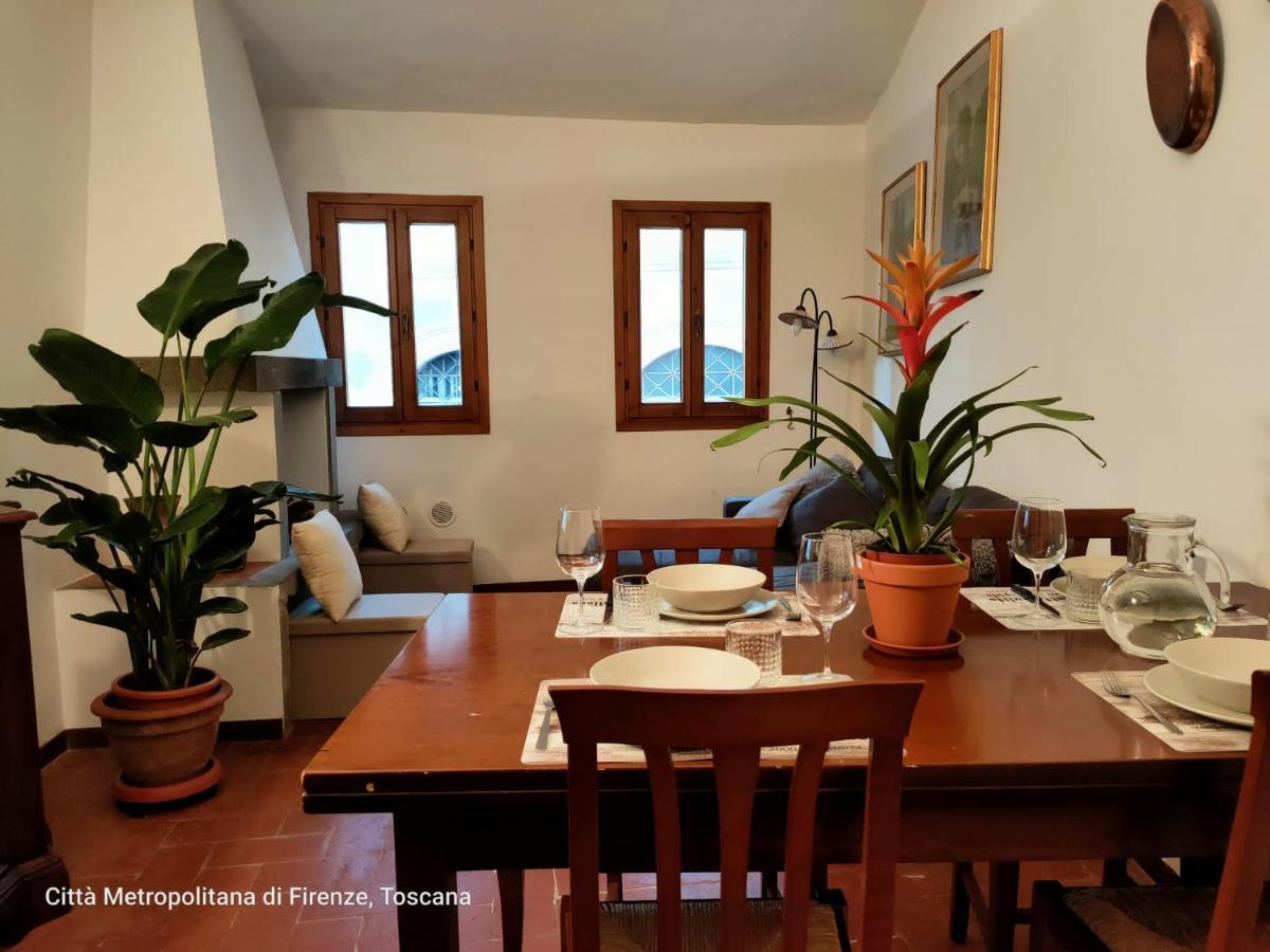 Apartamento Overlooking's Duomo In Mercato Centrale